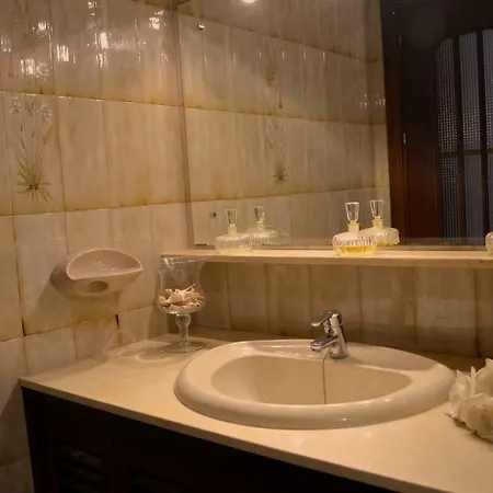 Апартаменти La Casa De Arbolitos Фуенхірола